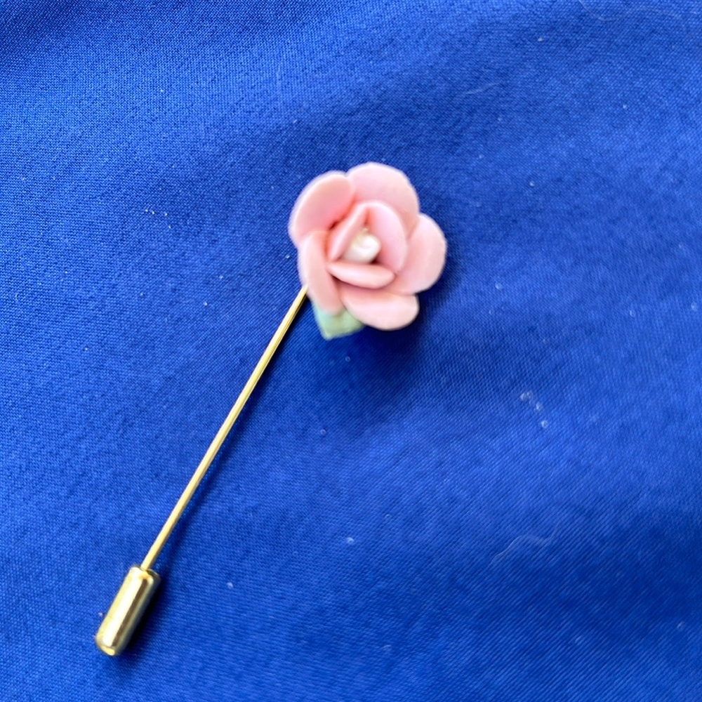 Pin or hat pin